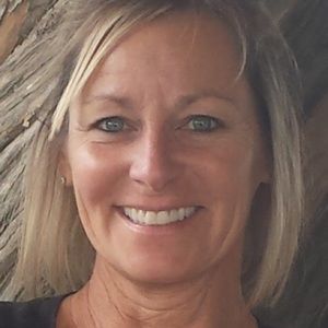 Meet your Posher, Connie