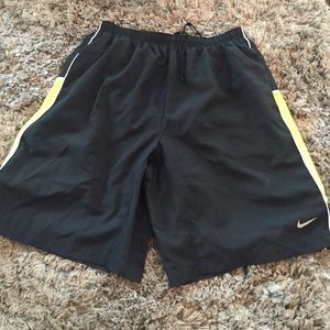 Mens Nike Sri-fit running shorts
