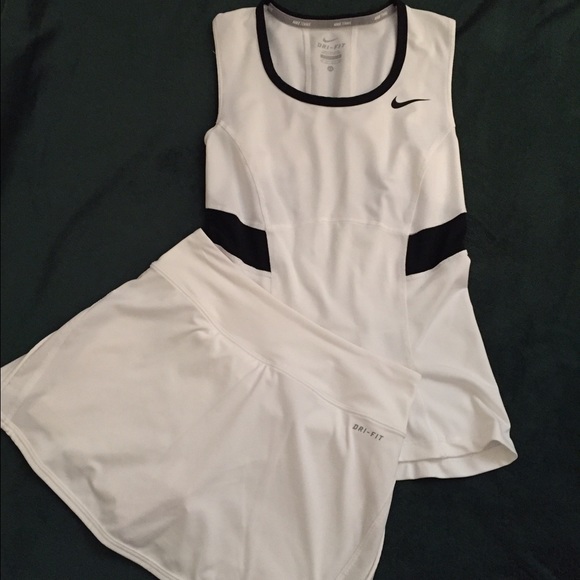 Nike Dri Fit Shirt & Skort in White