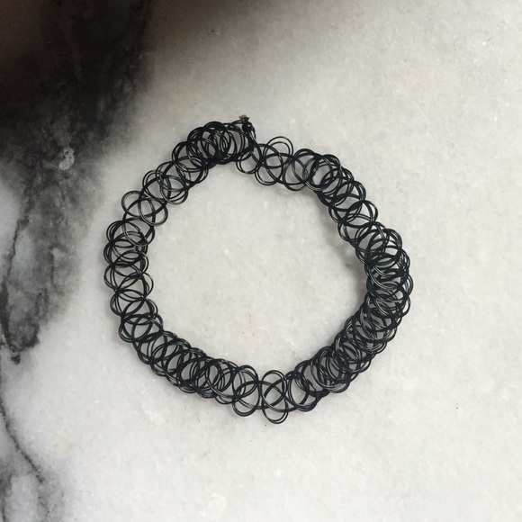 Black Choker