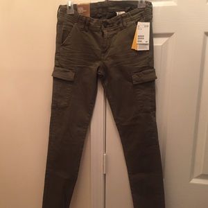 H&M SUPER SKINNY LOW ANKLE JEANS