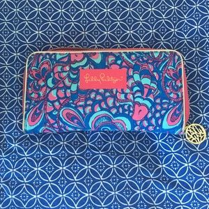Lilly Pulitzer wallet