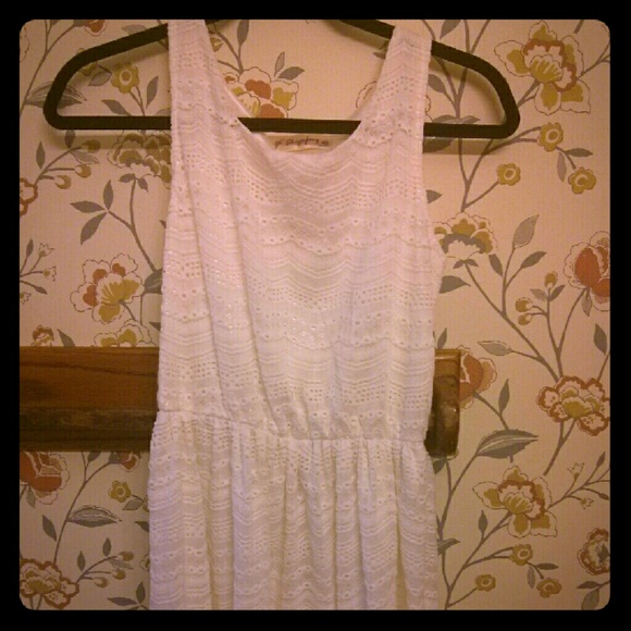 White Flowy Dress with Lace and Patterned Design
