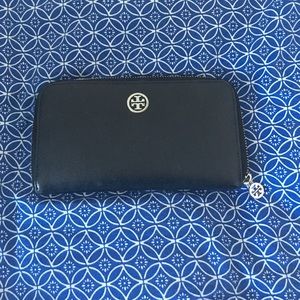 Tory Burch wallet