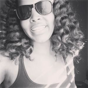 Meet your Posher, Daisha