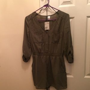 H&M V-NECK JUMPSUIT
