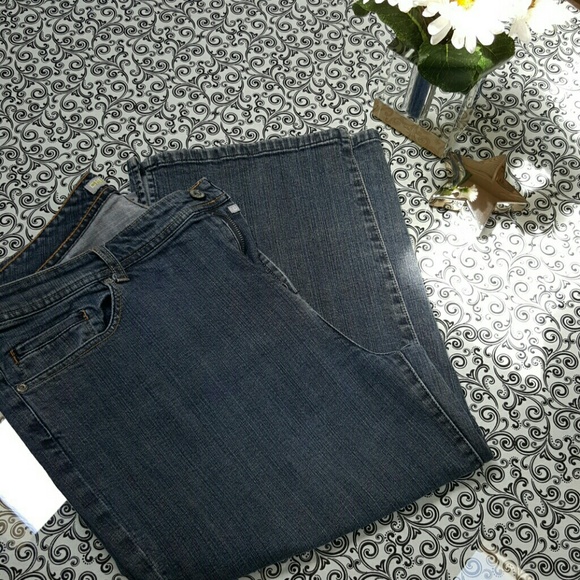CHICO Jeans