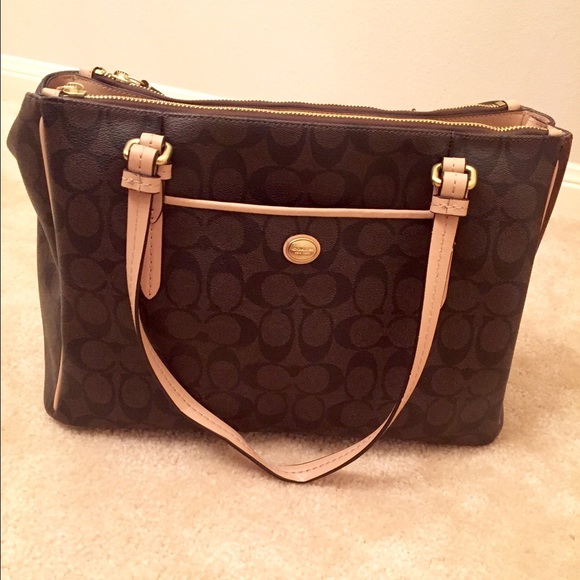 Authentic Coach Signature handbag