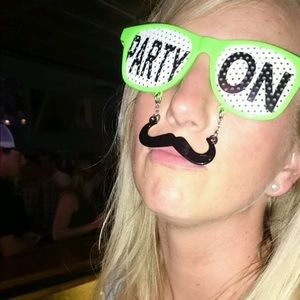 Meet your Posher, Kelly