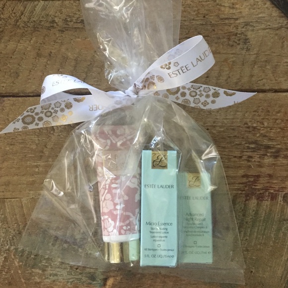 Estēe Lauder gift set