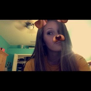 Meet your Posher, Ashley