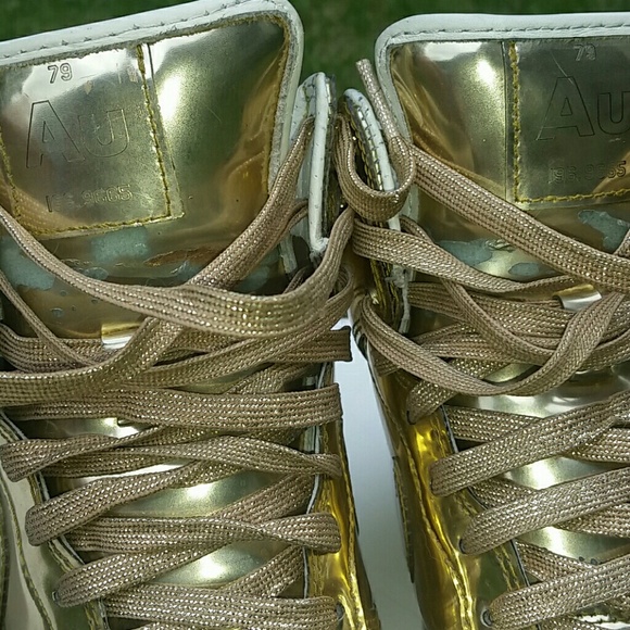 Nike Wedge problem areas
