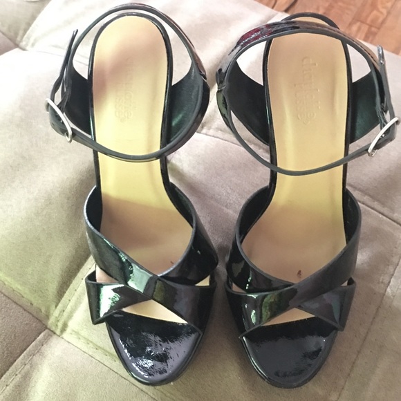 Heels - Picture 1 of 4