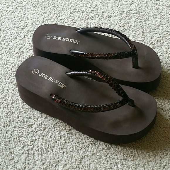 Joe Boxer sandals