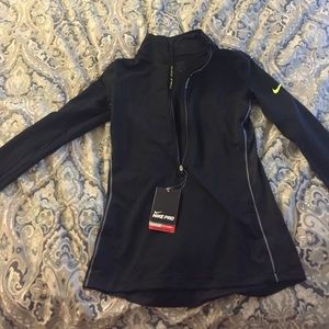 NBW! Nike pro Dri-Fit hyperwarm half zip pullover