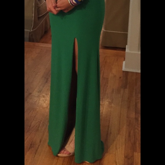 Long prom dress - Picture 2 of 3