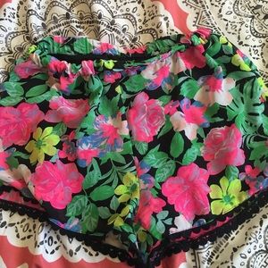 Floral high waisted shorts