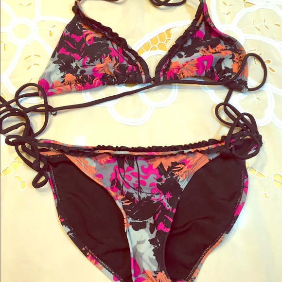 Forever 21 Black/Floral Bikini S-M