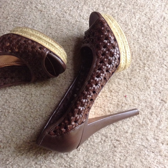 BCBGeneration Open Toe Heels💋 FINAL PRICE