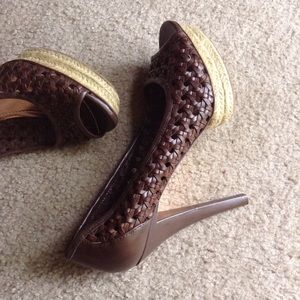 BCBGeneration Open Toe Heels💋 FINAL PRICE