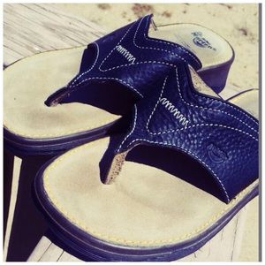 Sandals - Dr. Martens Blk Leather Air Cushion Sole