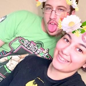 Meet your Posher, Kiki