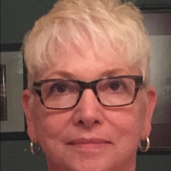 Meet your Posher, Catherine