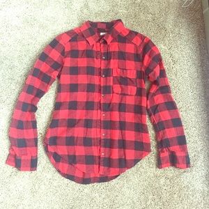 Black & red plaid Hollister flannel
