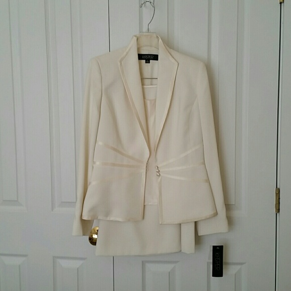 Kasper 3-piece Monte Carlo Ivory Suit
