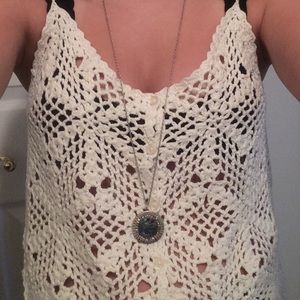 American Eagle statement necklace