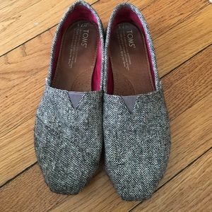 Toms size 7.5