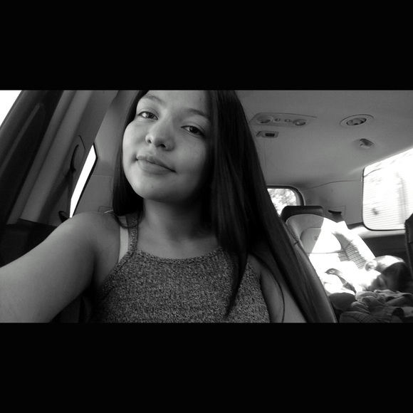 Meet your Posher, Maria - Picture 1 of 1