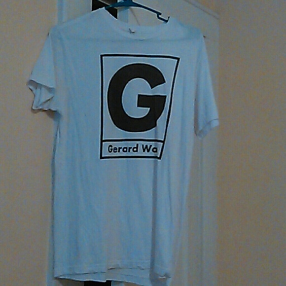 Hottopic Gerard way t shirt