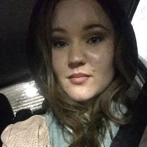 Meet your Posher, Jacqueline