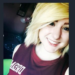 Meet your Posher, Madeleine