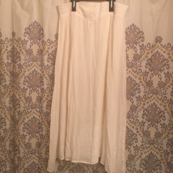 Adorable off white boutique style skirt - Picture 1 of 1