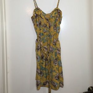 Floral Dress with Vintage Feel!