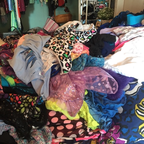 Clothes I have to add - Picture 2 of 4