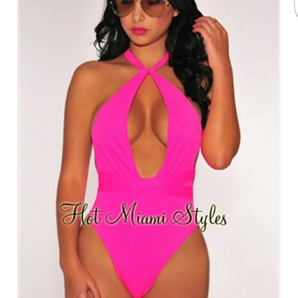 Hot Miam Styles Multi Wear Swimsuit Hot Pink Small