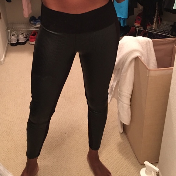 🚫SOLD🚫Bar III small pants