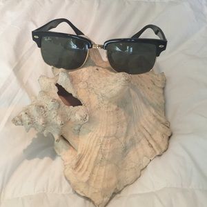 Rayban Clubmaster Square shades