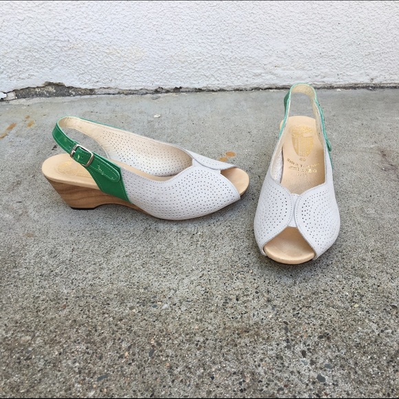 White & Green Sling Back Wedges Size 9 -Worishofer