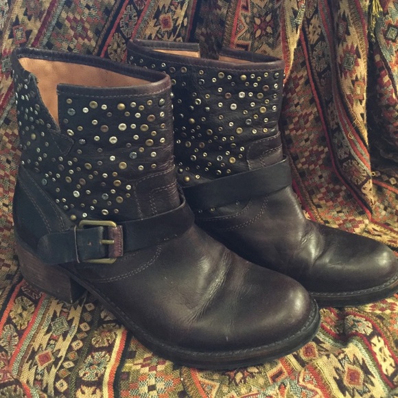 Lucky Brand Brown Buckle & Studded Booties Size 9