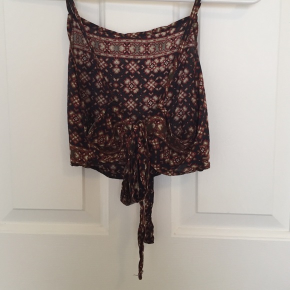 Brandy Melville High Neck Top🌹 - Picture 2 of 4