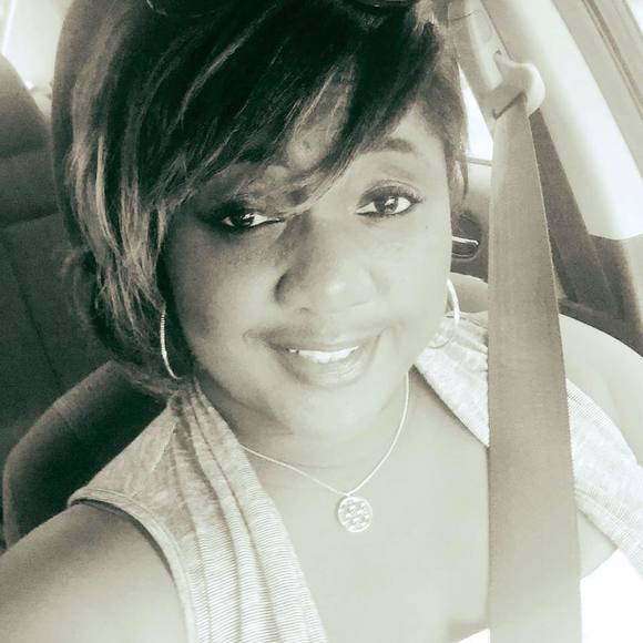 Meet your Posher, Shawna - Picture 1 of 1