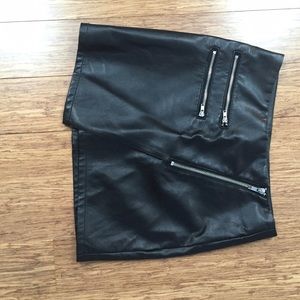 Faux leather mini skirt