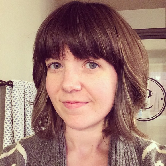 Meet your Posher, Julia
