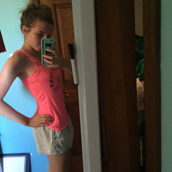 Tank top - Picture 3 of 4