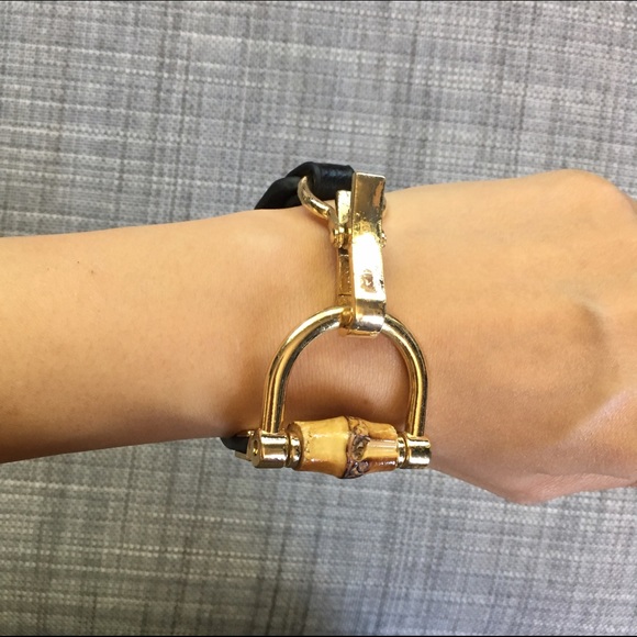 Artikel statement leather cuff