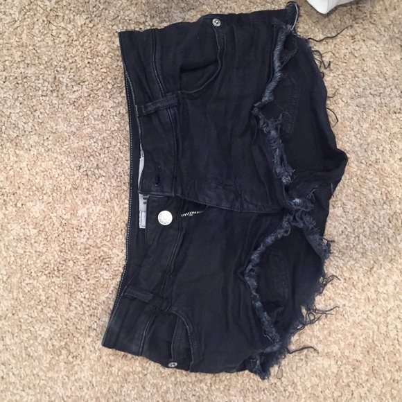 Brandy Melville Pants - Low Rise black jean shorts